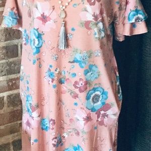 Boutique Style Clothing, tank shirts, bralettes,